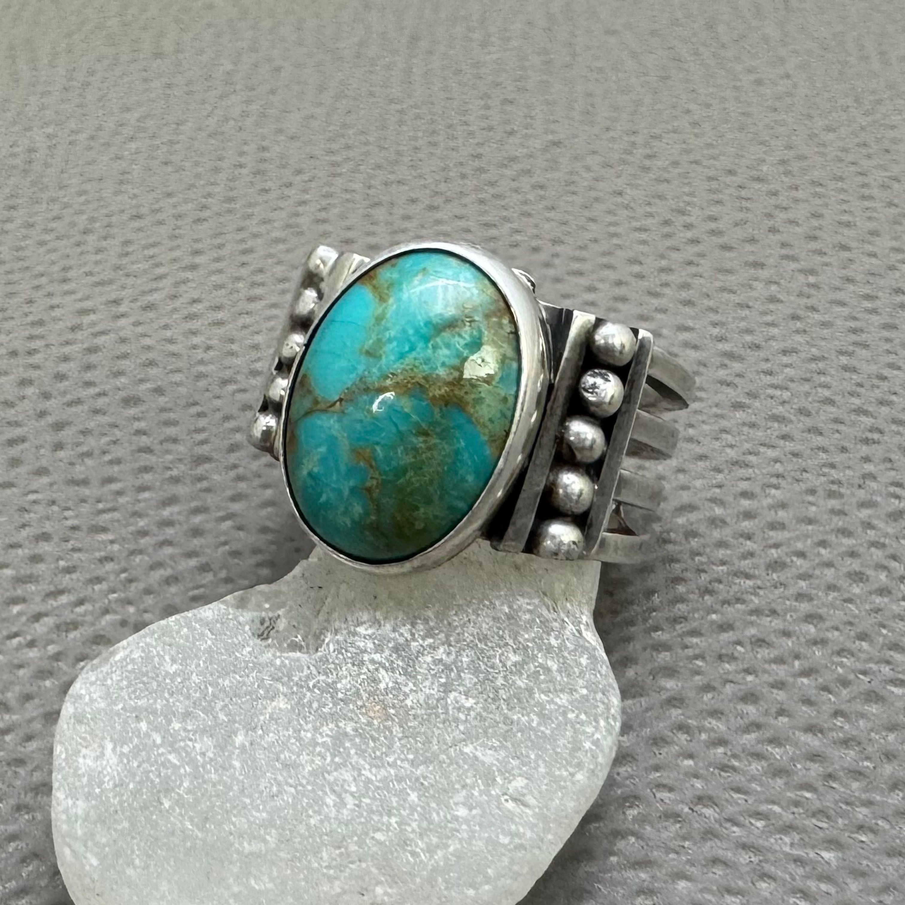 NAVAJO(ナバホ）族 Grace Kenneth作 キングマンターコイズリング 10号
