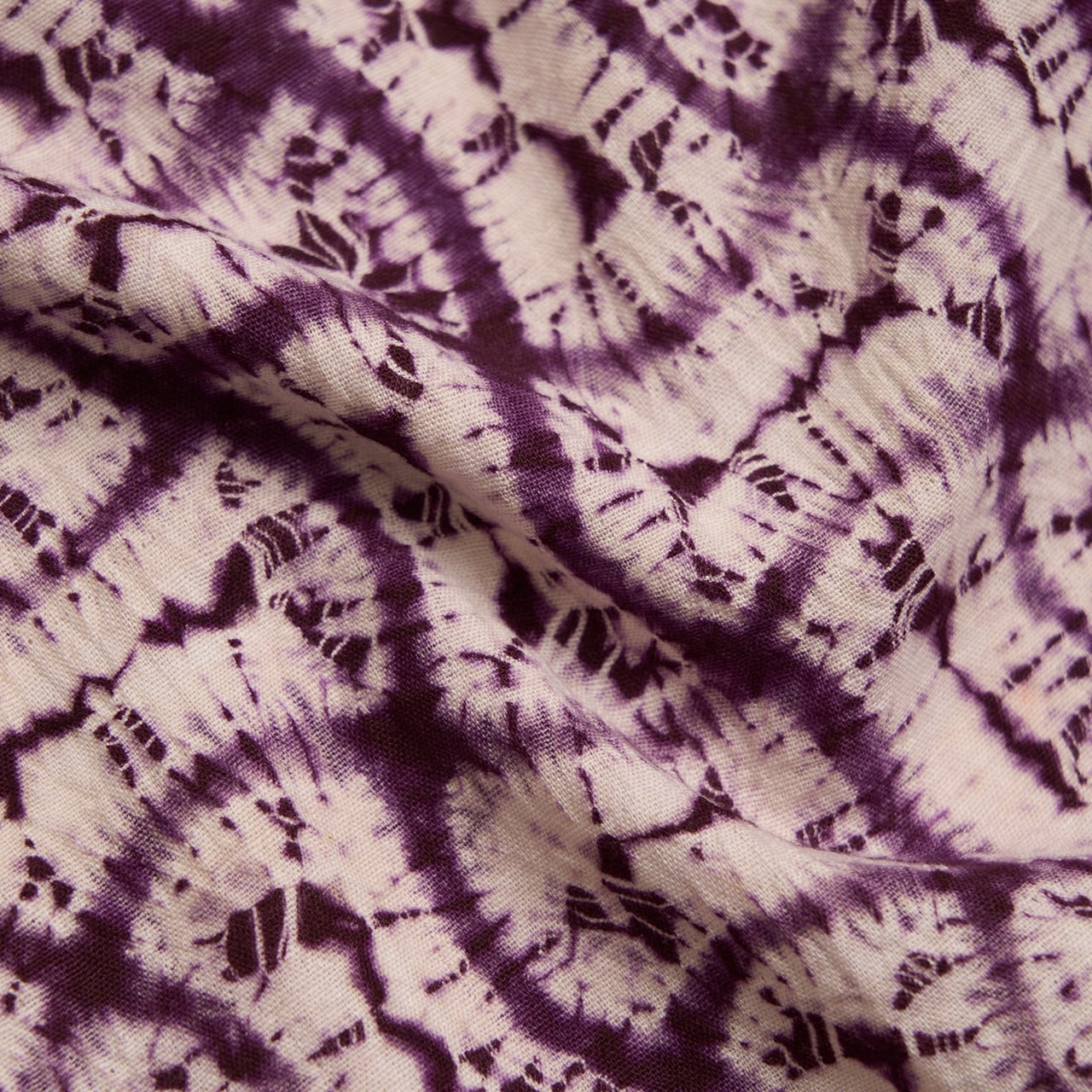 南部紫染！とても柔らかな優しい素敵な色目に。紫根染反物 南部紫染！とても柔らかな優しい素敵な色目に。紫根染反物 南部しぼり