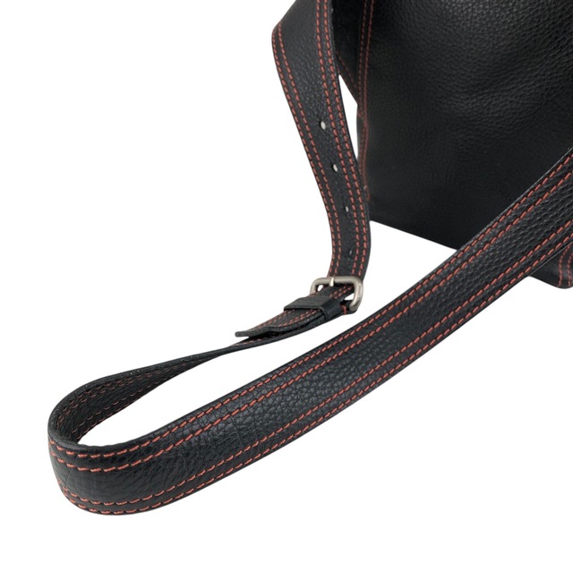 PRADA プラダ ショルダーバッグ ブラック ステッチ レザー ウエストバッグ スリングバッグ vintage ヴィンテージ オールド wg4cn6