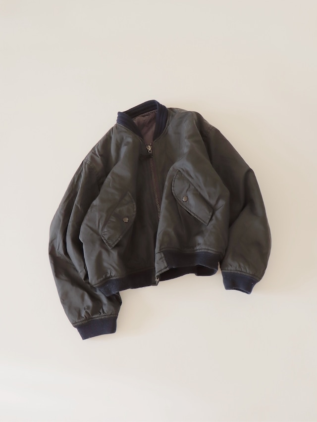 ●black color design MA-1 jacket