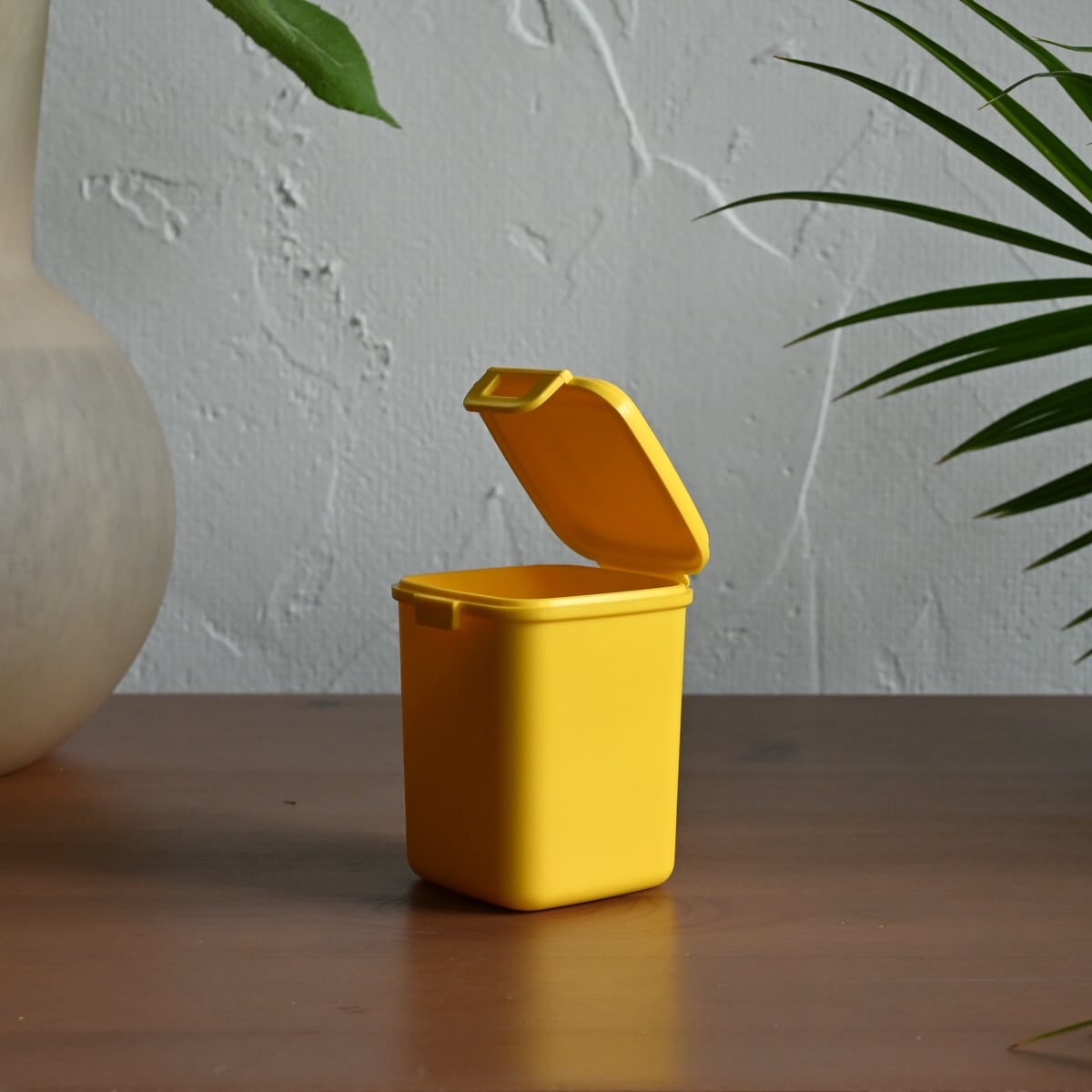 UK発 Treat Caddy|スマートで機能的な犬用トリーツケース