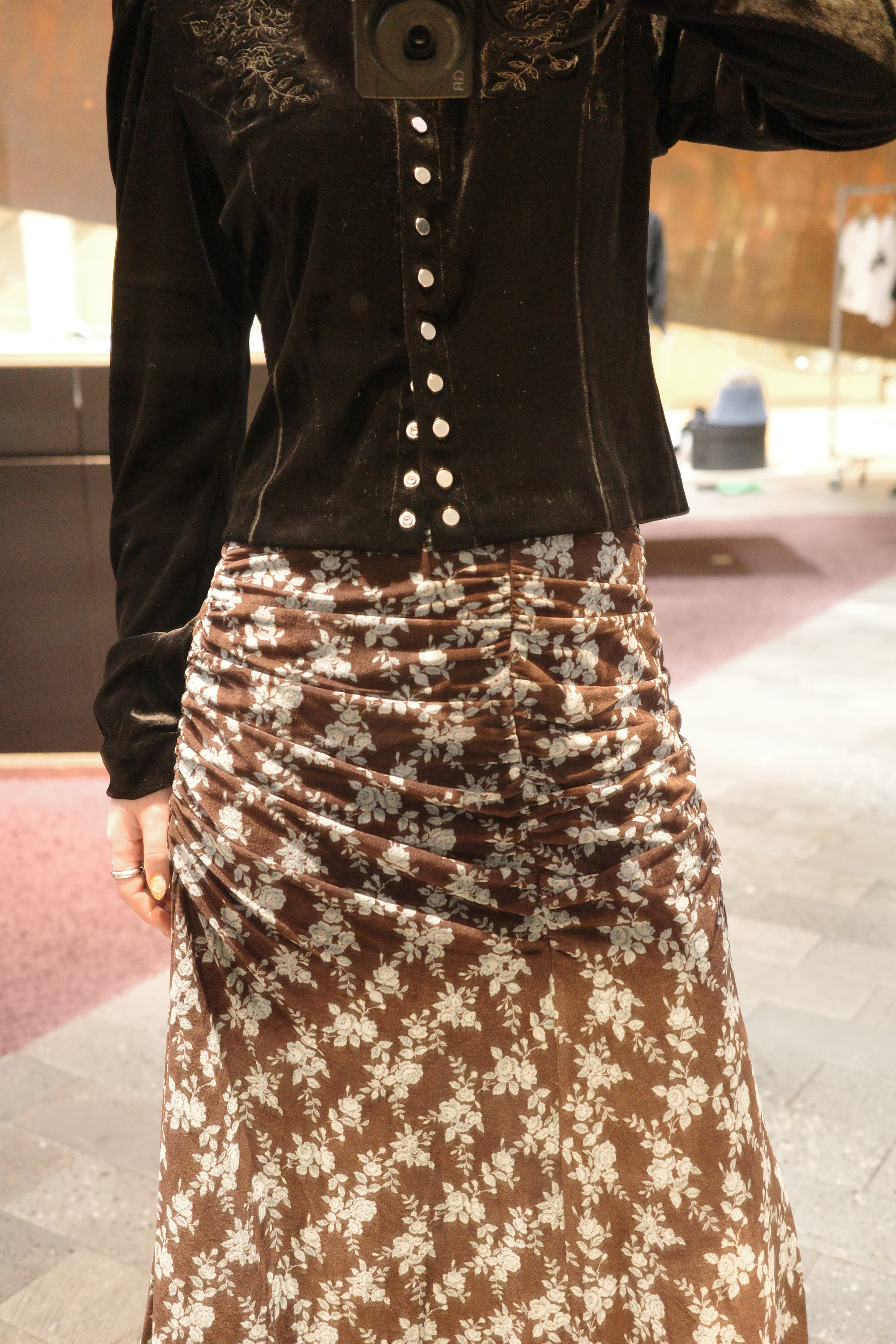 25SS】FETICO フェティコ / ROSE VELVET TULLE GATHERED SKIRT 25SS】FETICO フェティコ / ROSE VELVET TULLE GATHERED SKIRT