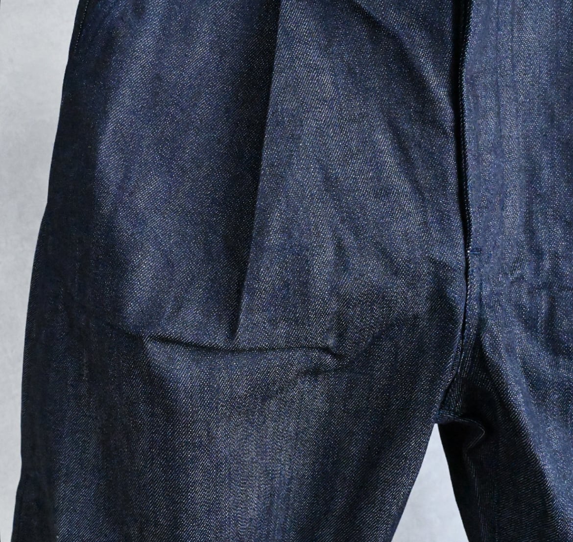 26SS》【STILL BY HAND】DEEP TUCK WIDE DENIM PANTS スティルバイ