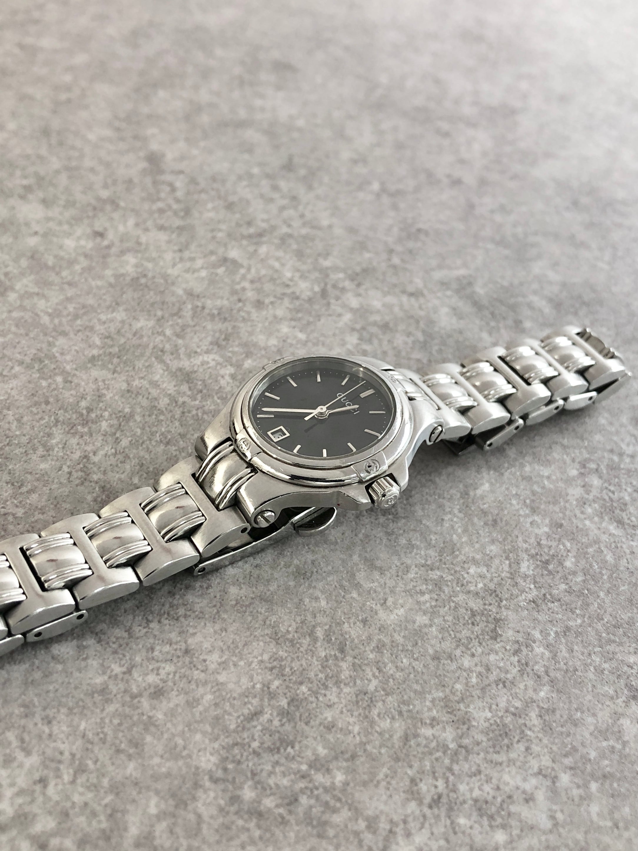 GUCCI グッチ 腕時計 シルバー ステンレススチール クウォーツ 9040L