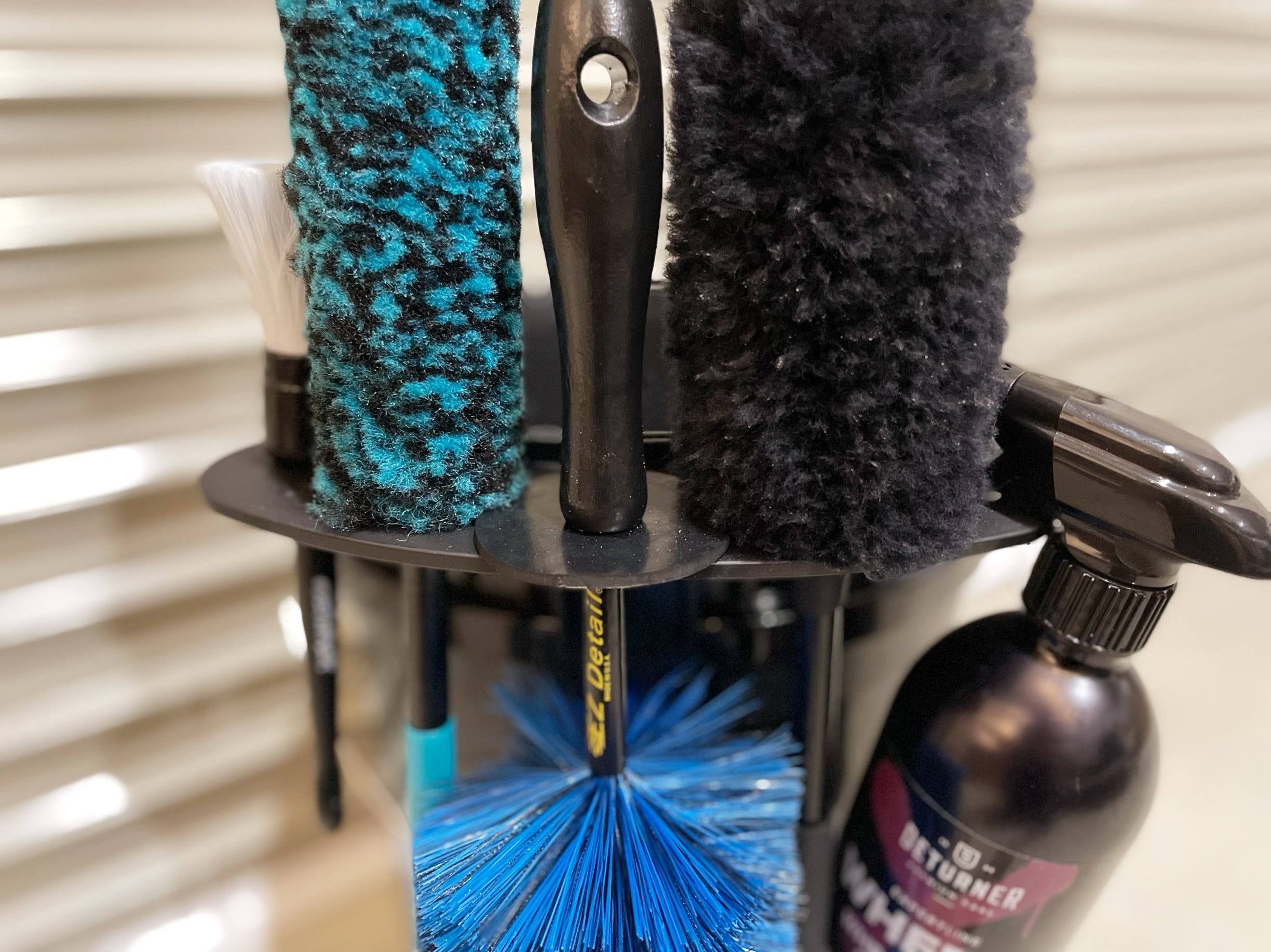 ブラシバディ / BRUSH BUDDY / ブラシホルダー ◇ULTRA RAINBOW◇洗車