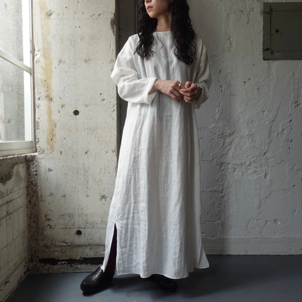 ŠP（エシュペー）1/60LINEN/APRON ONEPIECE | KIKIRU 