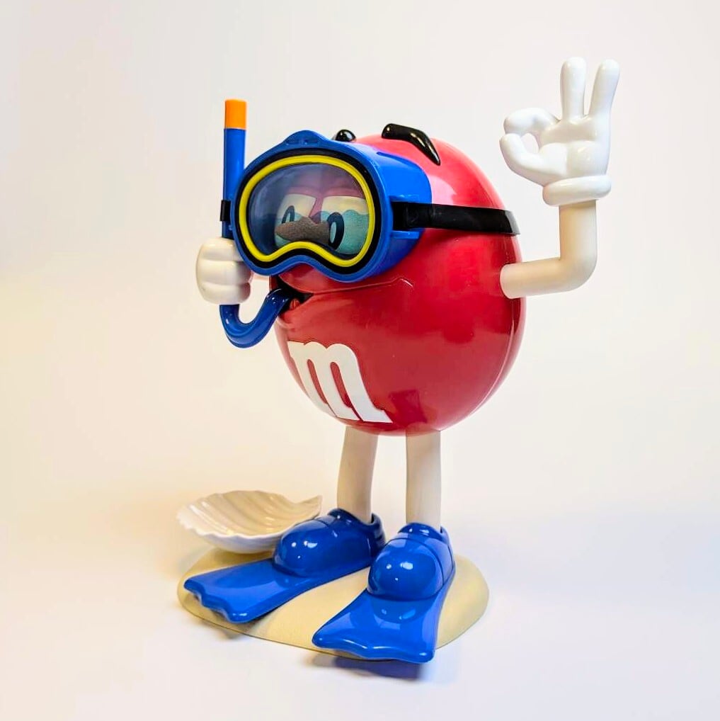 ☆ VINTAGE JUNK ☆【 m&m's  ( エムアンドエムズ ) 】Beach / ビーチ / シュノーケル / ディスペンサー コレクション  / レッド 〚アメリカン雑貨 アメトイ〛