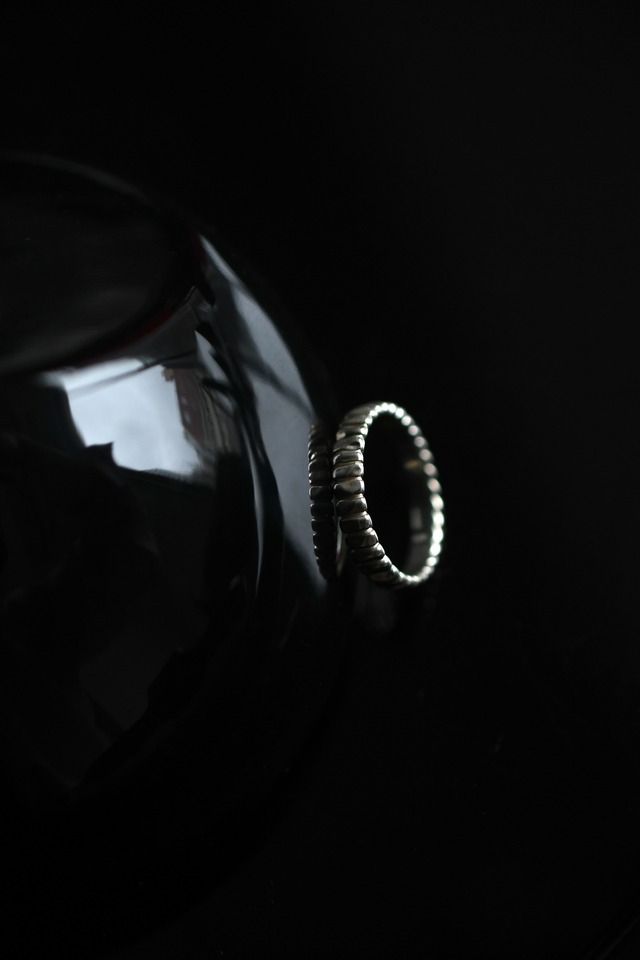 SURFACE SILVER RING