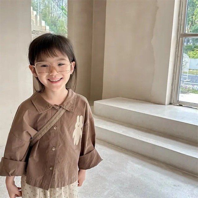 【取寄】うさぎプリントがほっこり可愛いシャツ