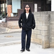 ジャカードツイード生地を使用したハンティングオーバーコート