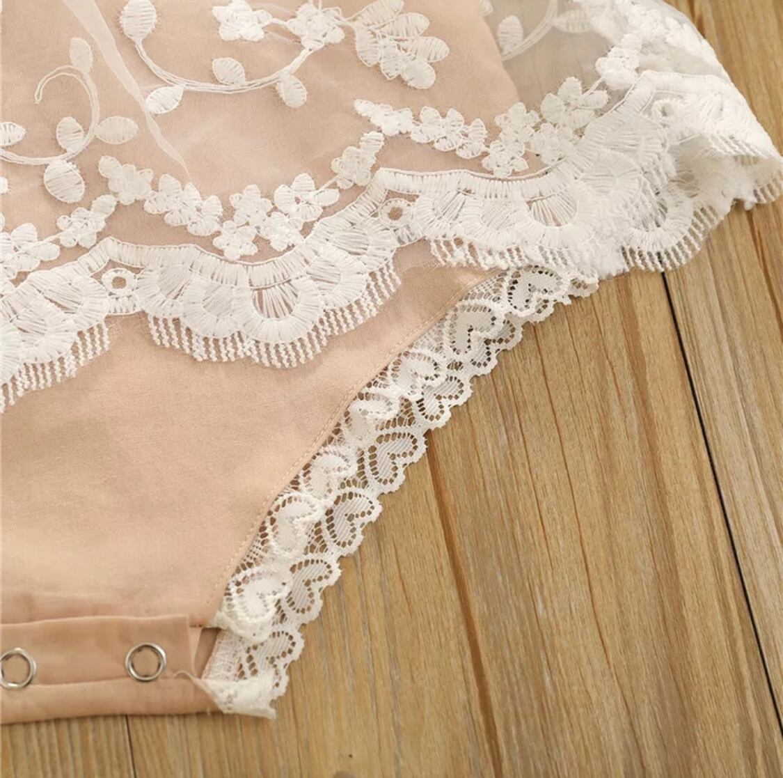 シースルーレースロンパース》》》》》春 撮影 フォト イベント 韓国ss 海外子供服 プチプラ レース フラワー 女の子 ガール インポート