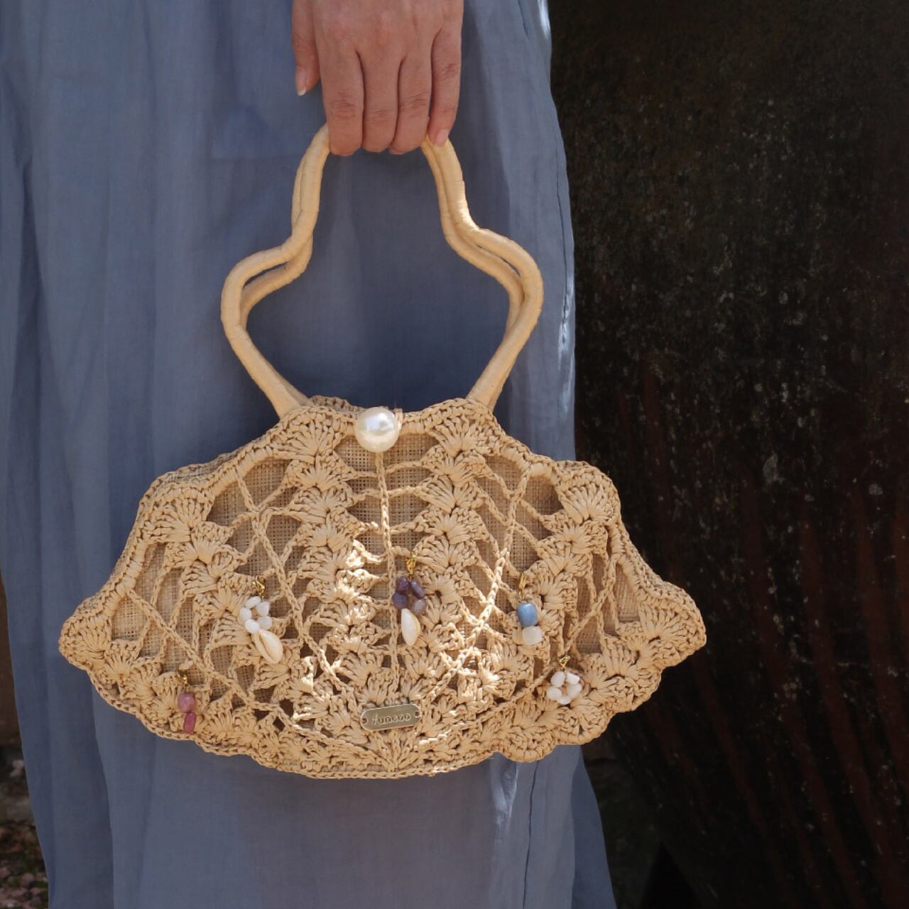 Shell hollow handbag S1092