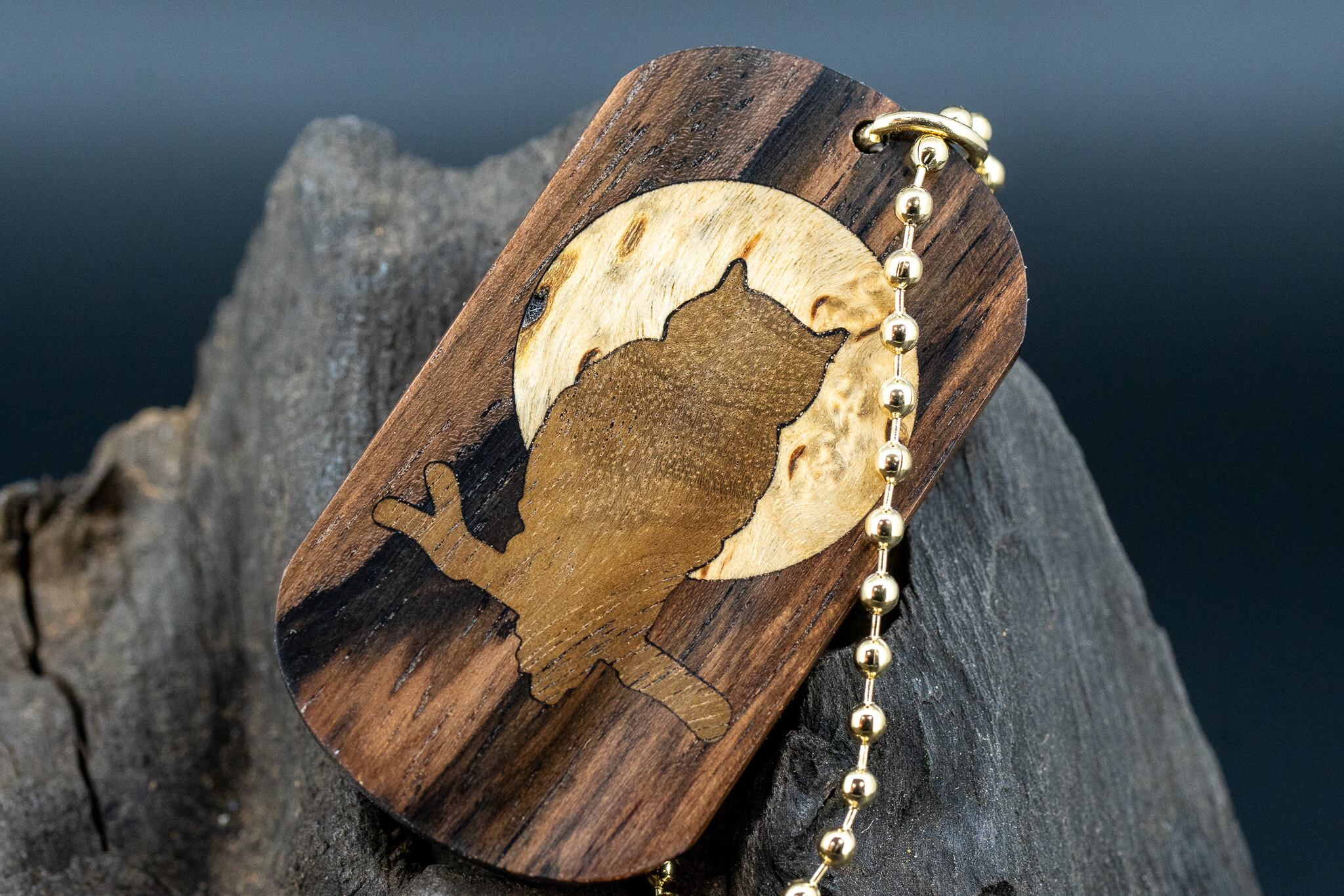 【 染色の美 】 ムンエボニー ドッグタグ 象嵌 夜とミミズク