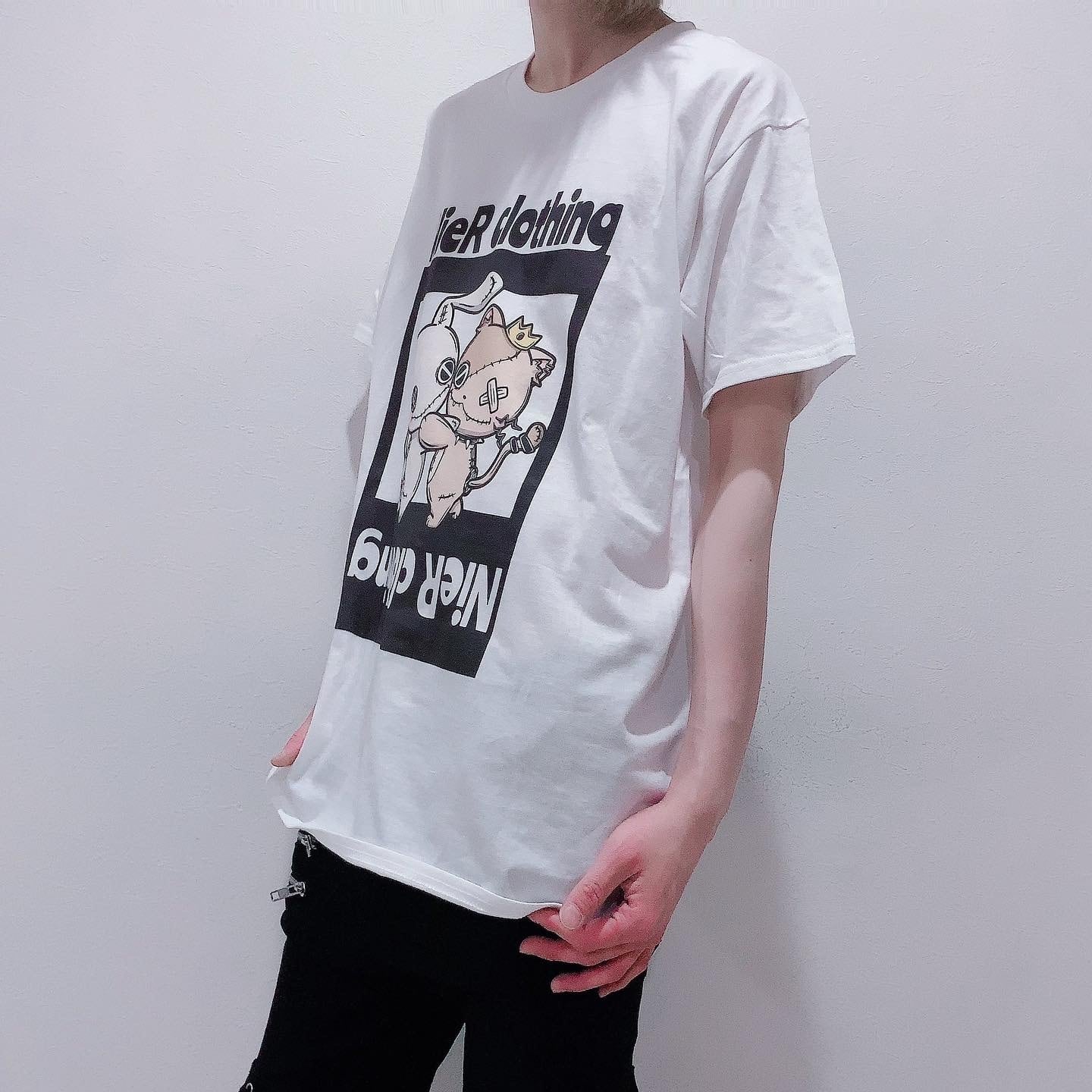 WHITE CUTSEW【NieRちゃん×ミケ】 | NIER CLOTHING powered by BASE