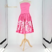 フラダンス 衣装 ツーピース セットアップ 上下セット タヒチインポーツ ピンク系 TAHITI IMPORTS チューブトップ 花柄 かわいい 華やか 鮮やか 明るい 白 ハワイアン アロハ ハワイアンプリント フラ ダンス レッスン 練習