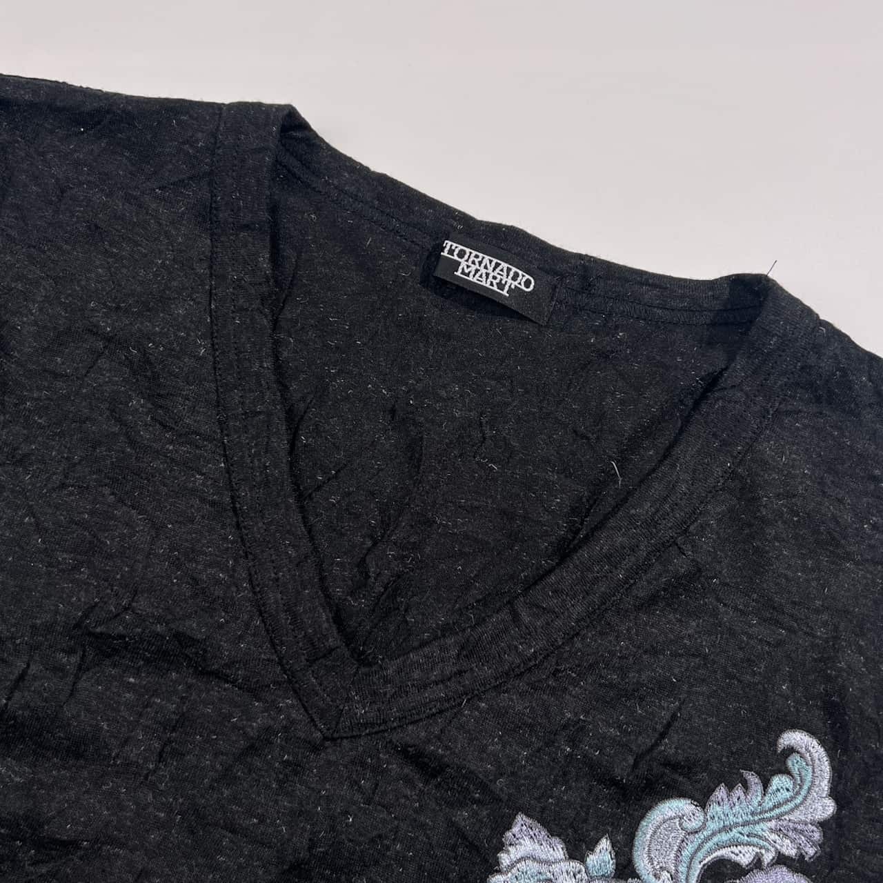 TORNADO MART トルネードマート シワ加工 刺繍 Vネック 長袖 カットソー /ダークグレー レディース