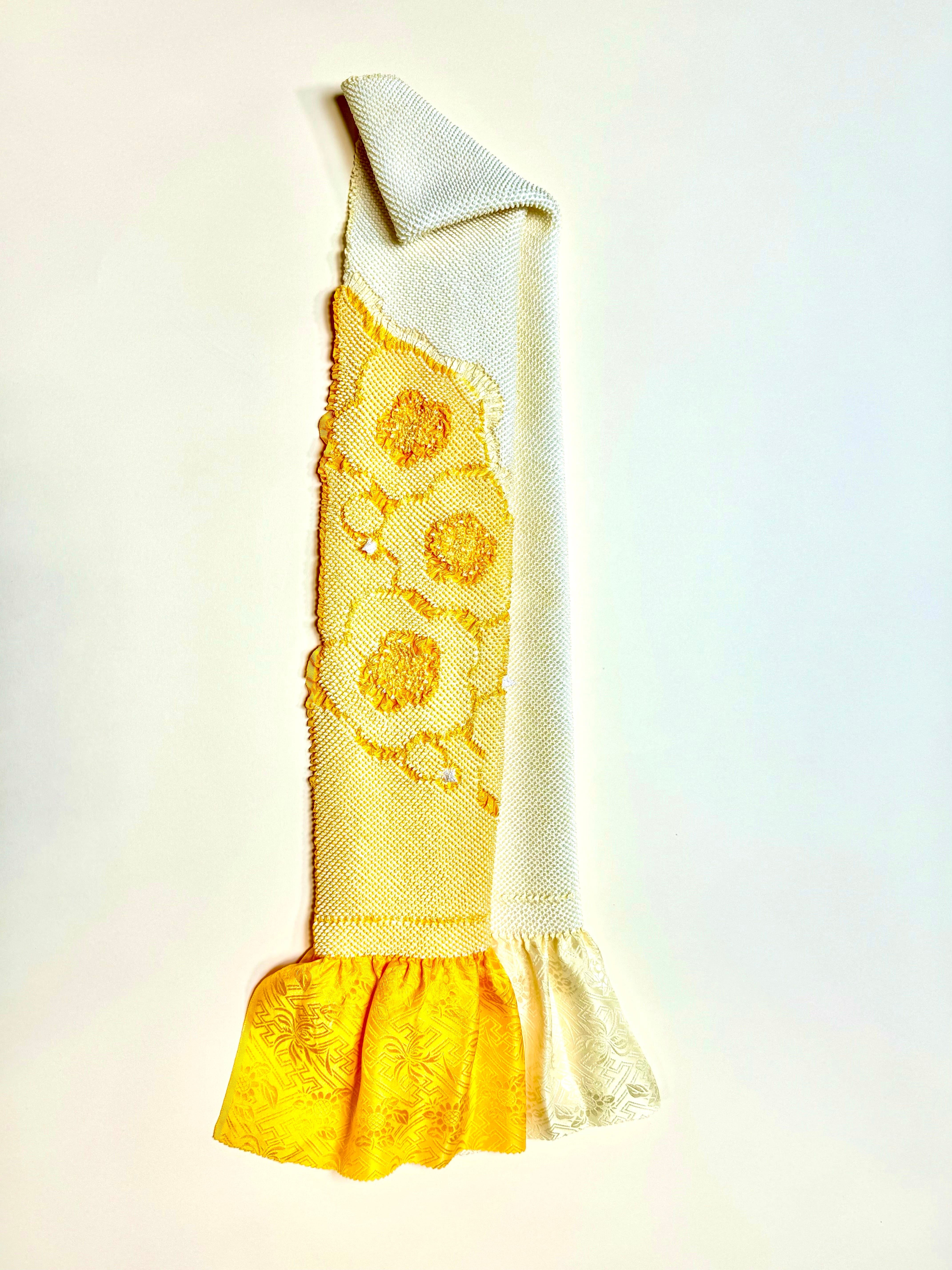 帯揚げ 正絹 絞り 朱色×黄土色 梅花 唐花地模様 おびあげ 総絞り 成人式 振袖 おしゃれ着 和装小物 長さ140cm 美品 【キモノオフ野々市若松店】 振袖用 帯揚げ 正絹 「貝絞り 黒・柑子色・鶸色・象牙色・白」 総絞り