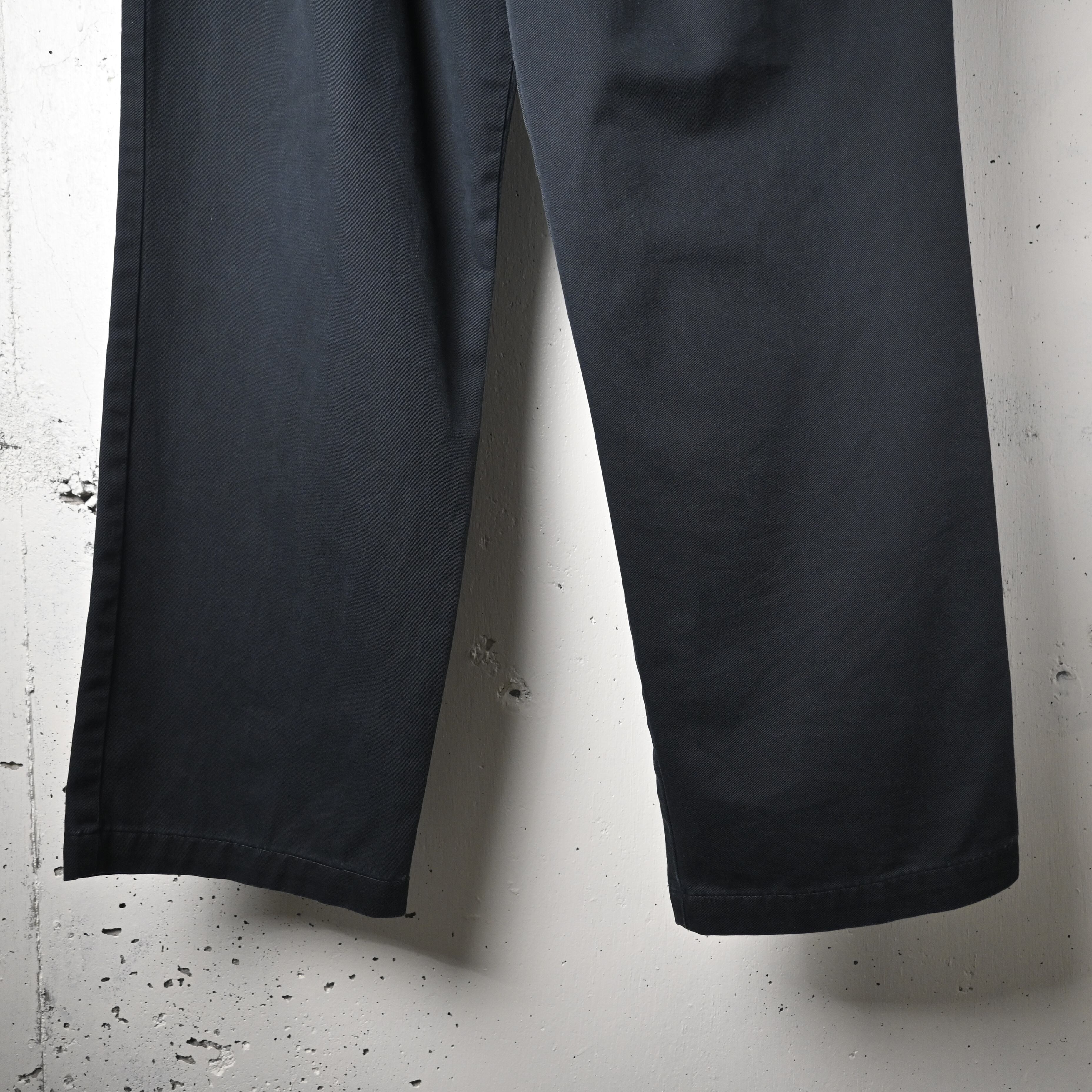 W34L32 ] DOCKERS Dominica製 Two Tuck Chino Pants , Black | 広島