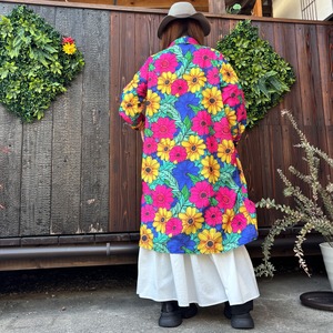 カラフル花柄ロングシャツ