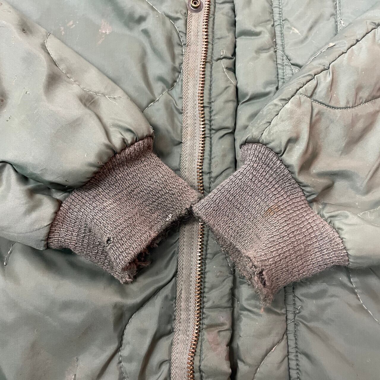 75年納品 70年代 U.S.AIR FORCE 米軍実品 CWU 9/P キルティング