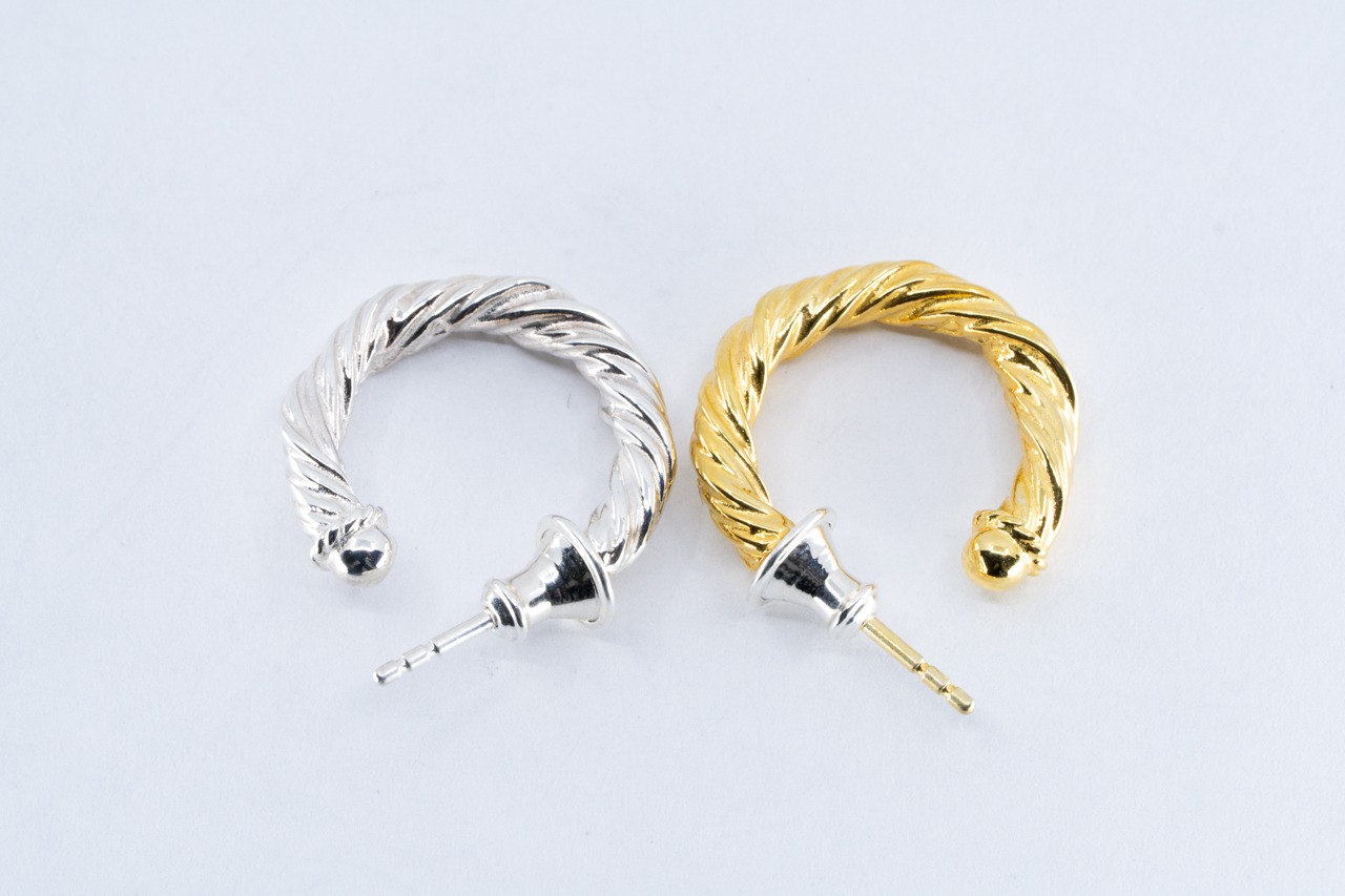 PI-018 Horsehair earring( 24K Gold Plated)