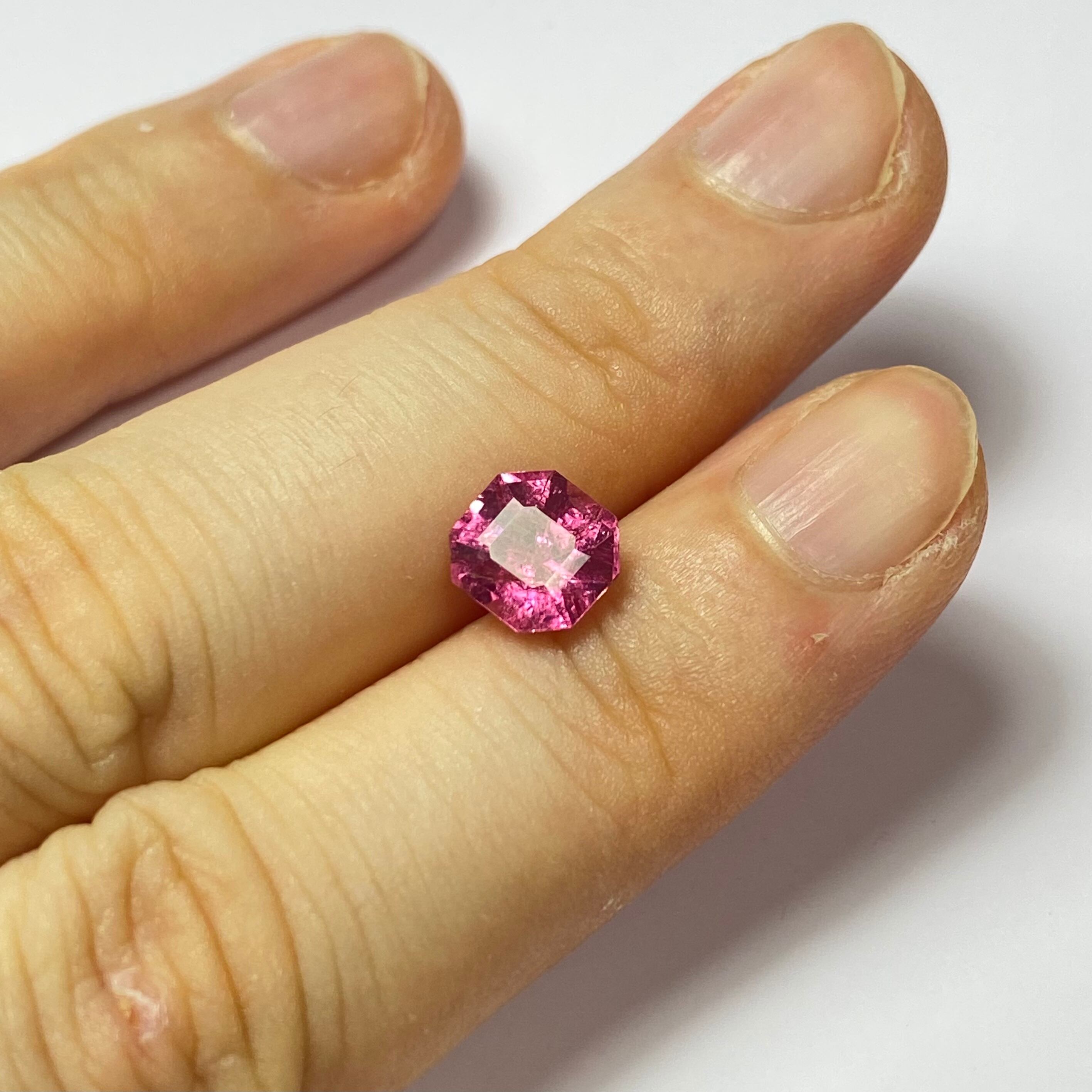 チェリー、ベイビーピンクなトルマリン