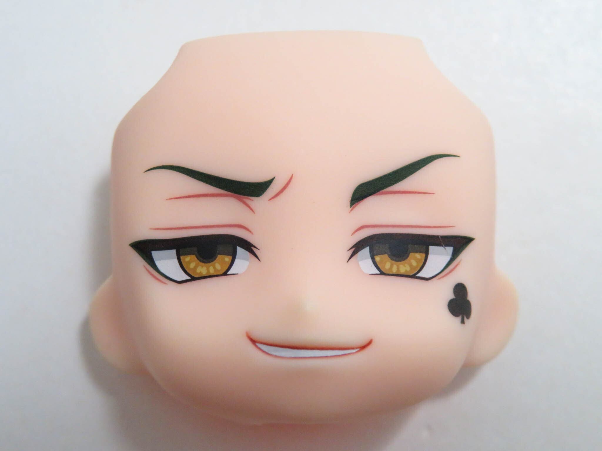 再入荷(A-ランク)【1770】 トレイ・クローバー 顔パーツ ニヤリ顔 ねんどろいど