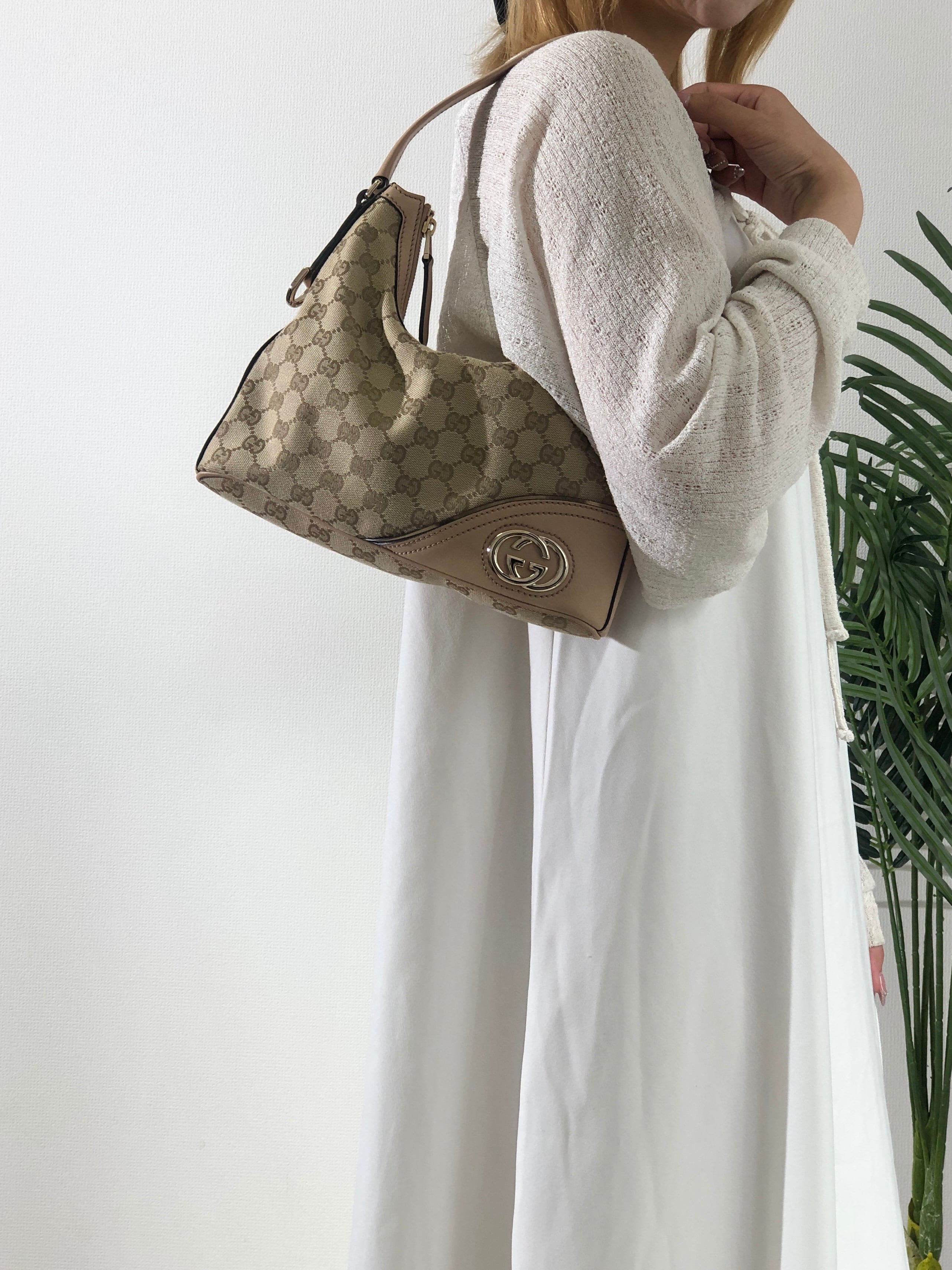 GUCCI グッチ GG柄 GGロゴ キャンバス レザー ホーボーバッグ