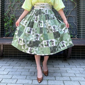 50's khaki rooster print skirt waist design