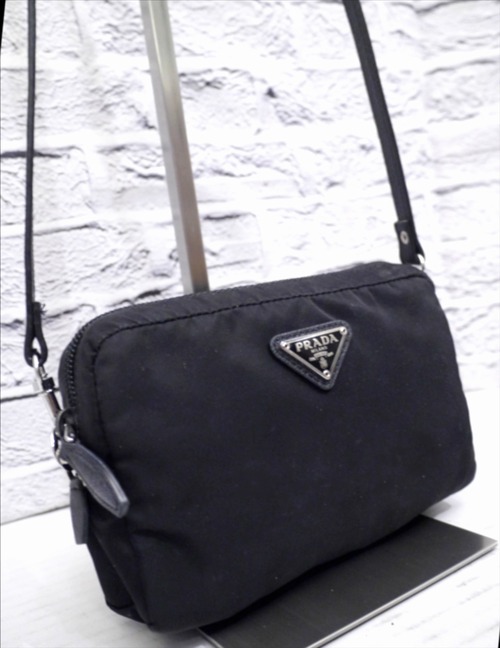 【美品】PRADA プラダ ナイロンxサフィアーノレザー クロスボディ ショルダー カメラ バッグ ポーチ ポシェット黒◆クロスボディ仕様の定番