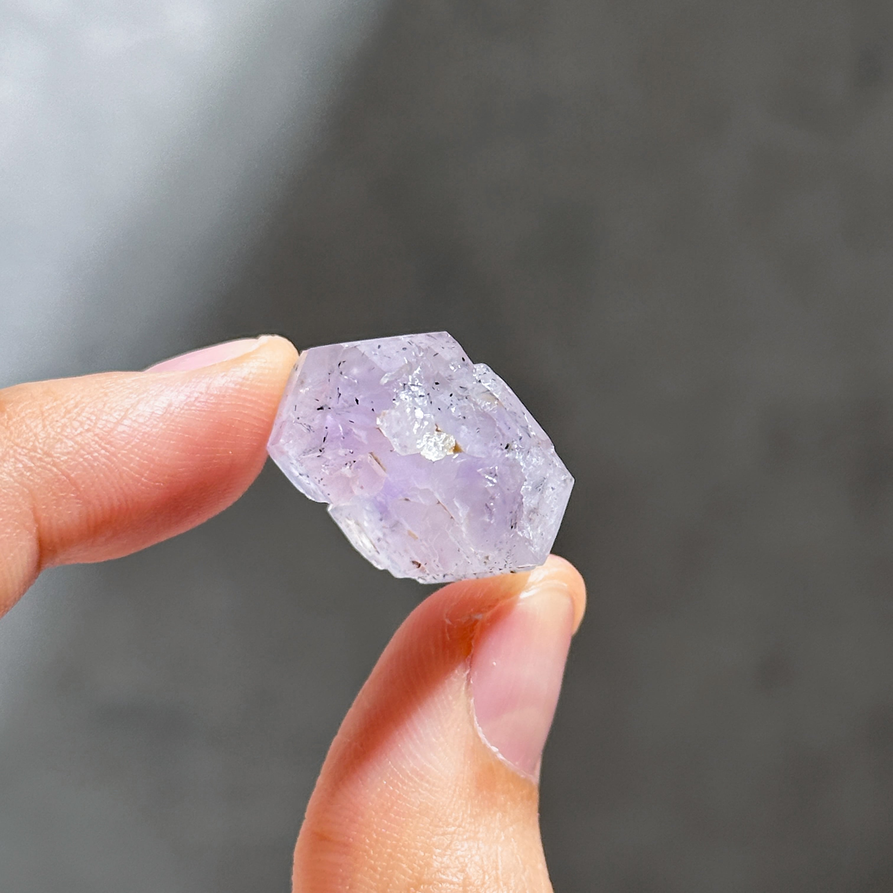 アメリカ産ヘマタイトインアメジスト 原石27◇ Hematite in Amethyst