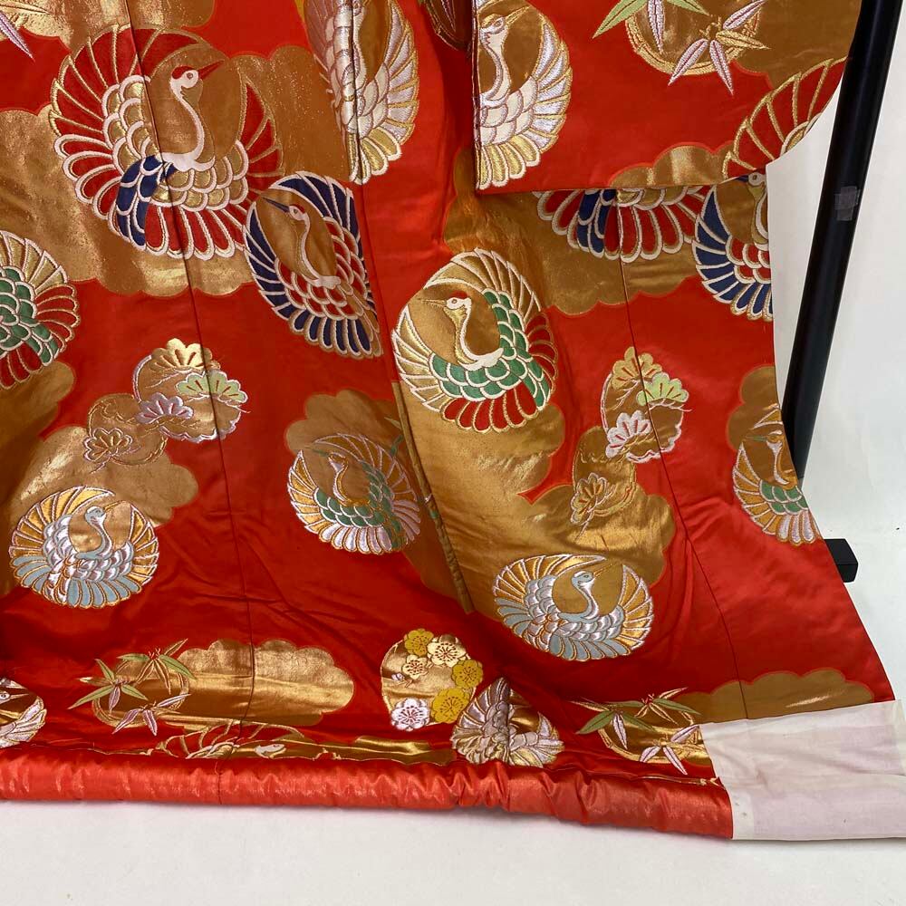 色打掛 正絹 見分ける 鶴 刺繍 赤 金 打掛 花嫁衣裳 婚礼 リサイクル 中古 