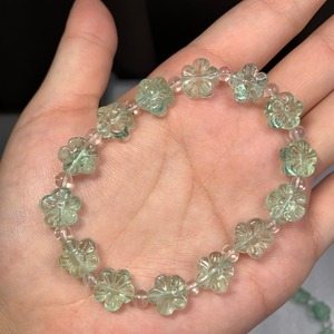 フローライトお花ブレスレット