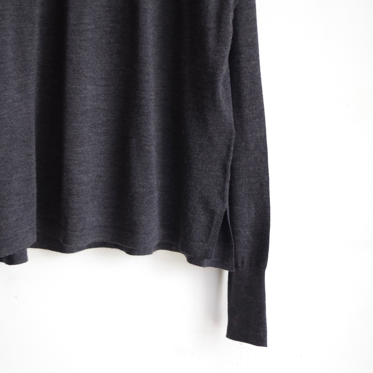 MAYKAM  Wool Silk Smooth Knit