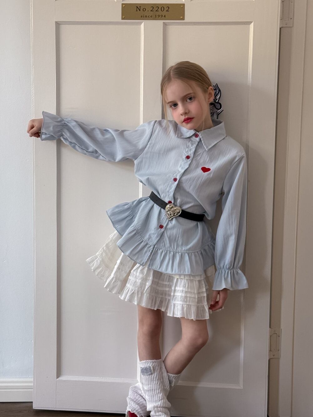 ベルト付きハート刺繍シャツ