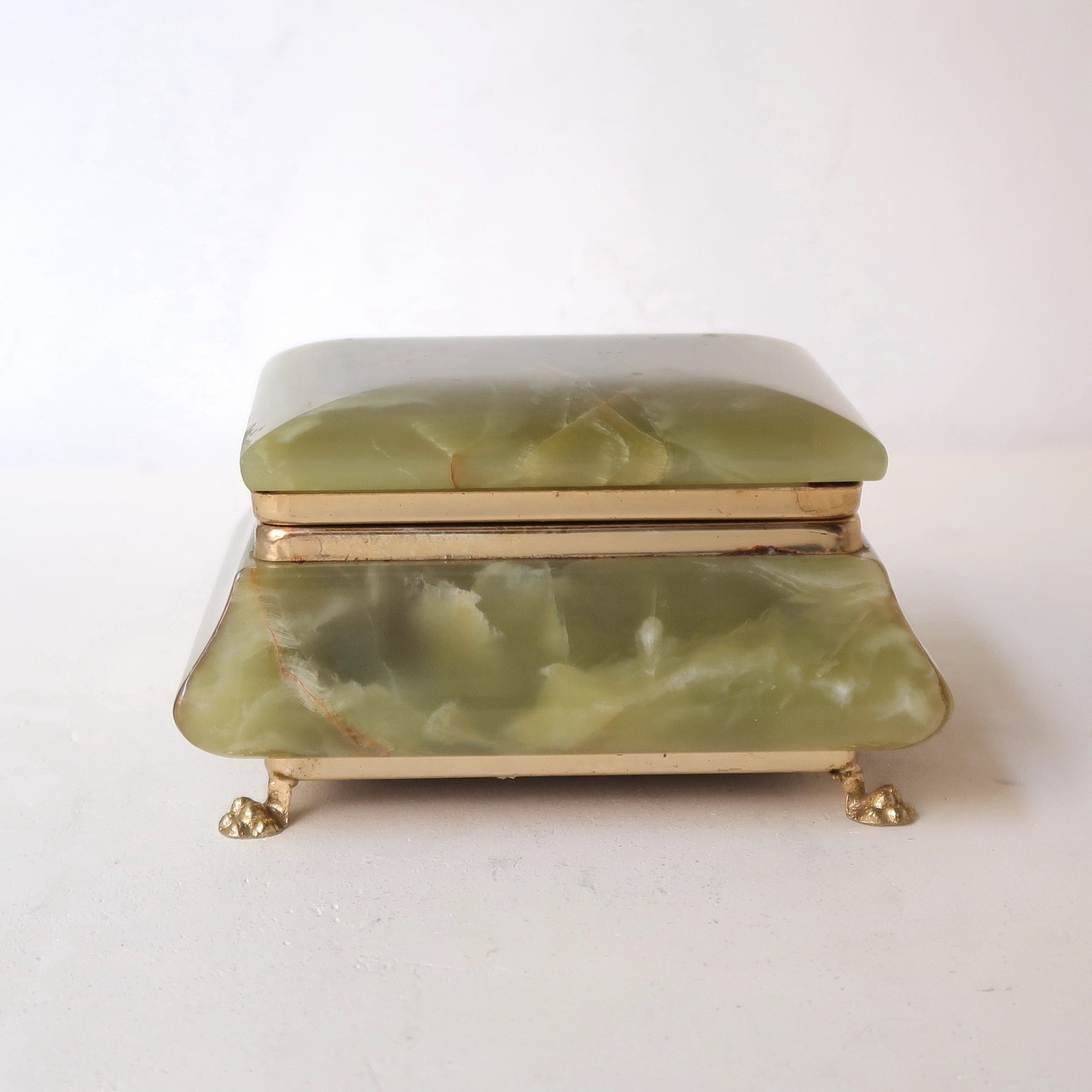 ねこあしのジュエリーボックス