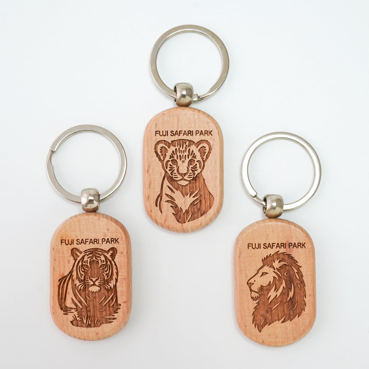 富士サファリパークオリジナル木製キーホルダー 3種(ライオン