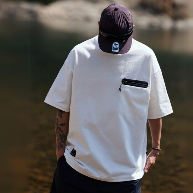 テックファスナーデザインTシャツ vi1012