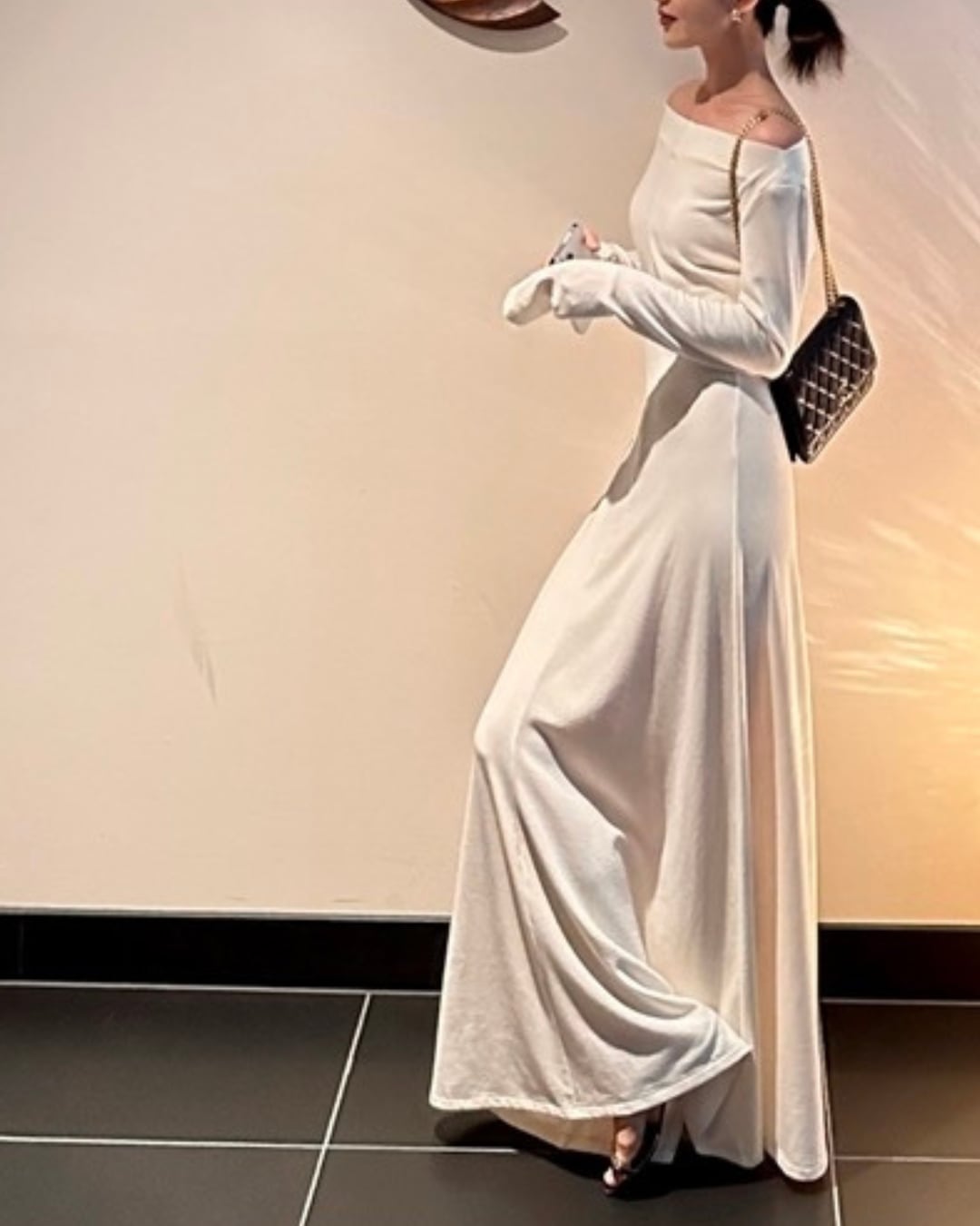 オフショルダーロングスリーブワンピース S24385