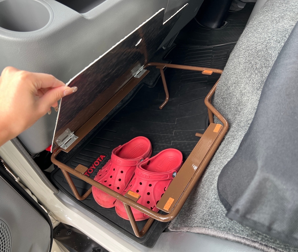 新型カムロード専用踏み台 | campingcar rental kyoto