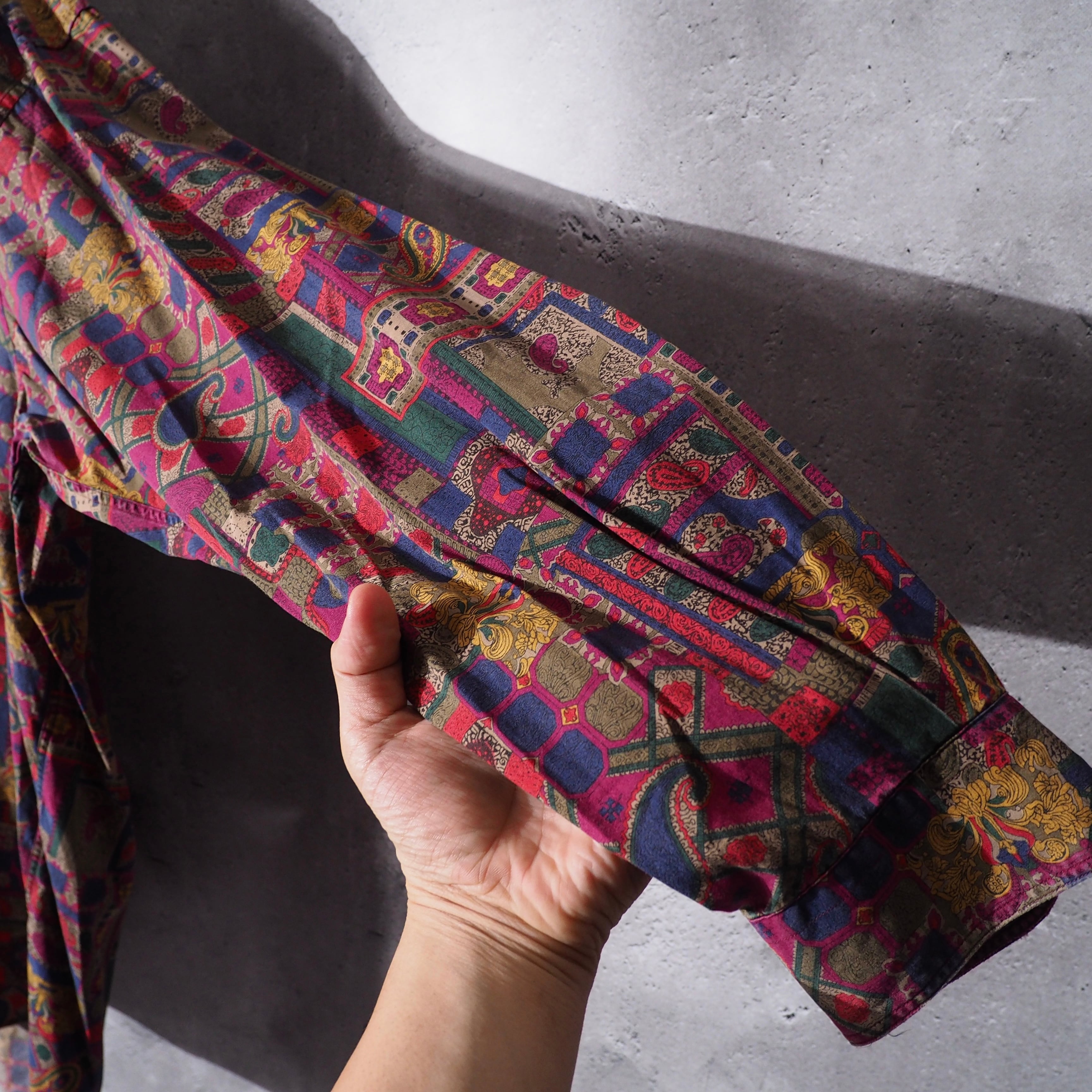 1990s "曼荼羅 " Beautiful luxury All Over pattern vintage loose shirt