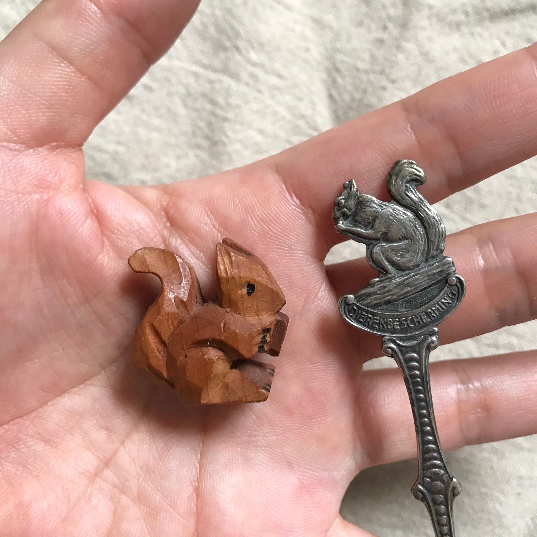 リスとスプーン1