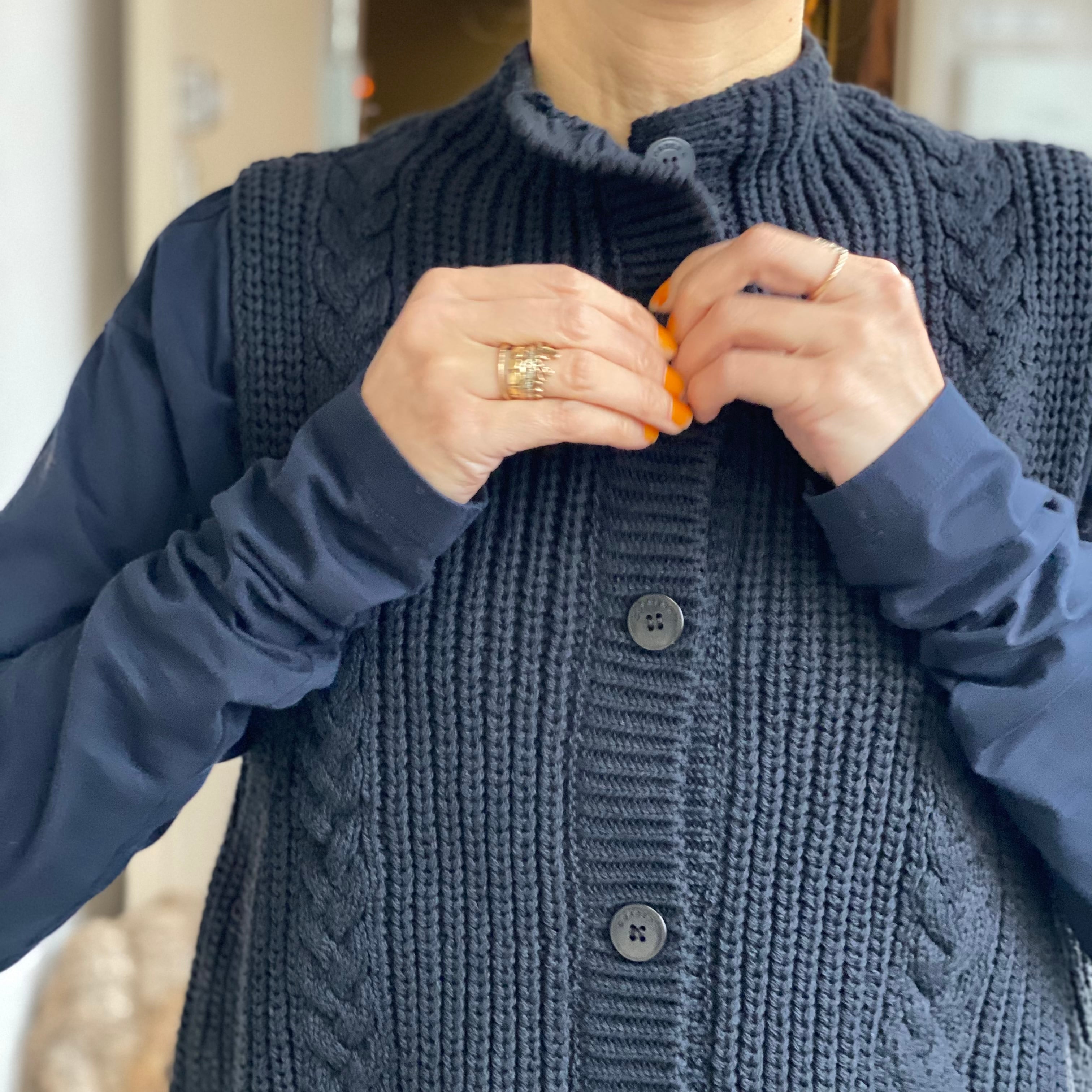 CORDERA(コルデラ)CABLE KNIT WAISTCOAT BLACK | Debby