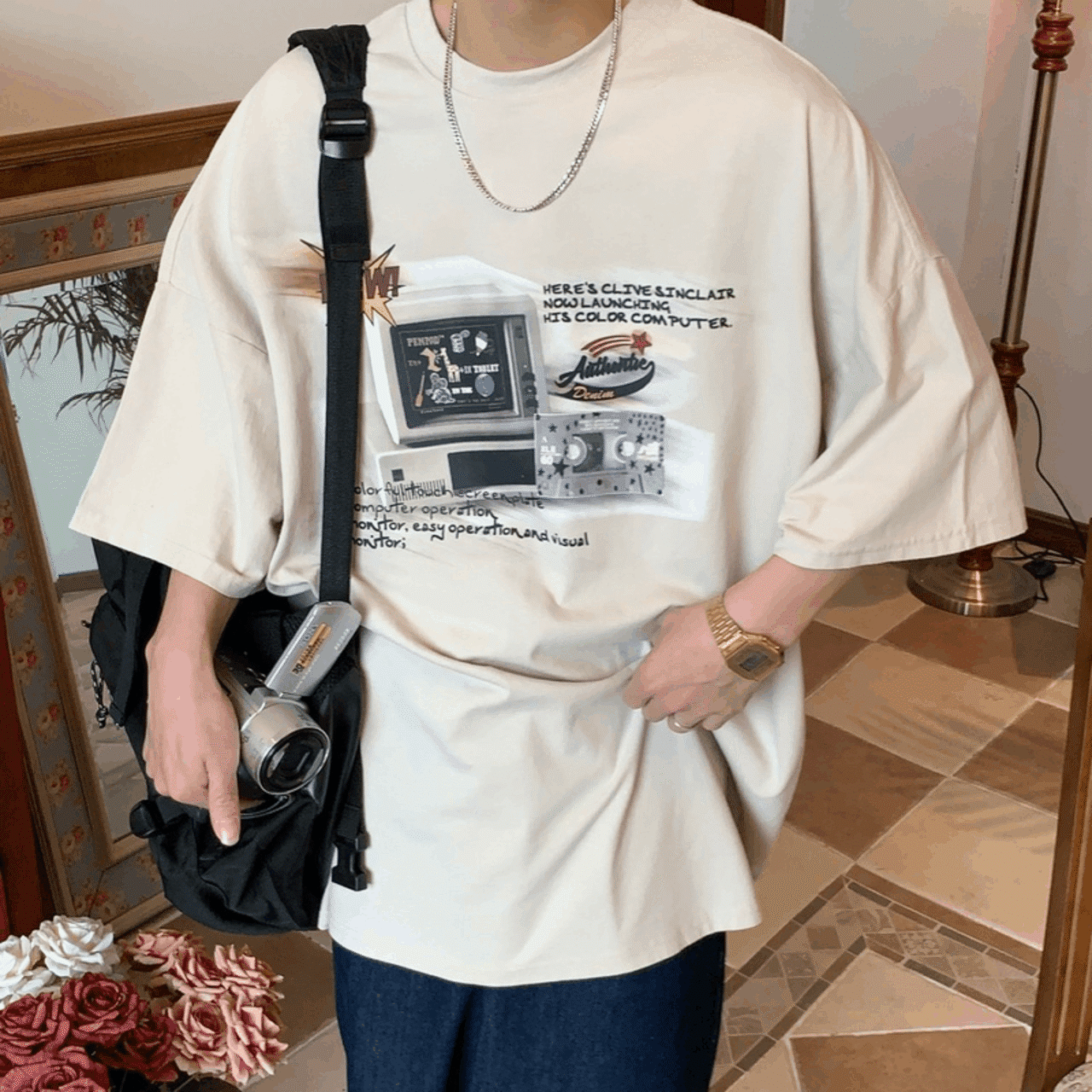 C2墨色のレトロプリント半袖Tシャツ