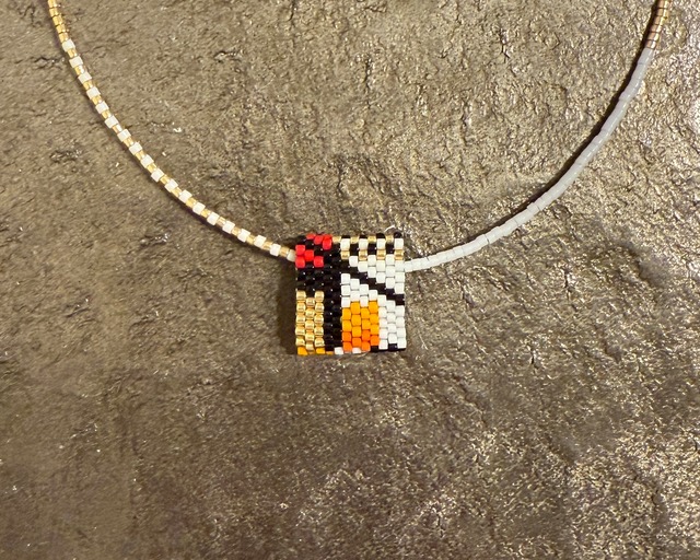ビーズネックレス　リバーシブル　レッド/ブラック/オレンジ