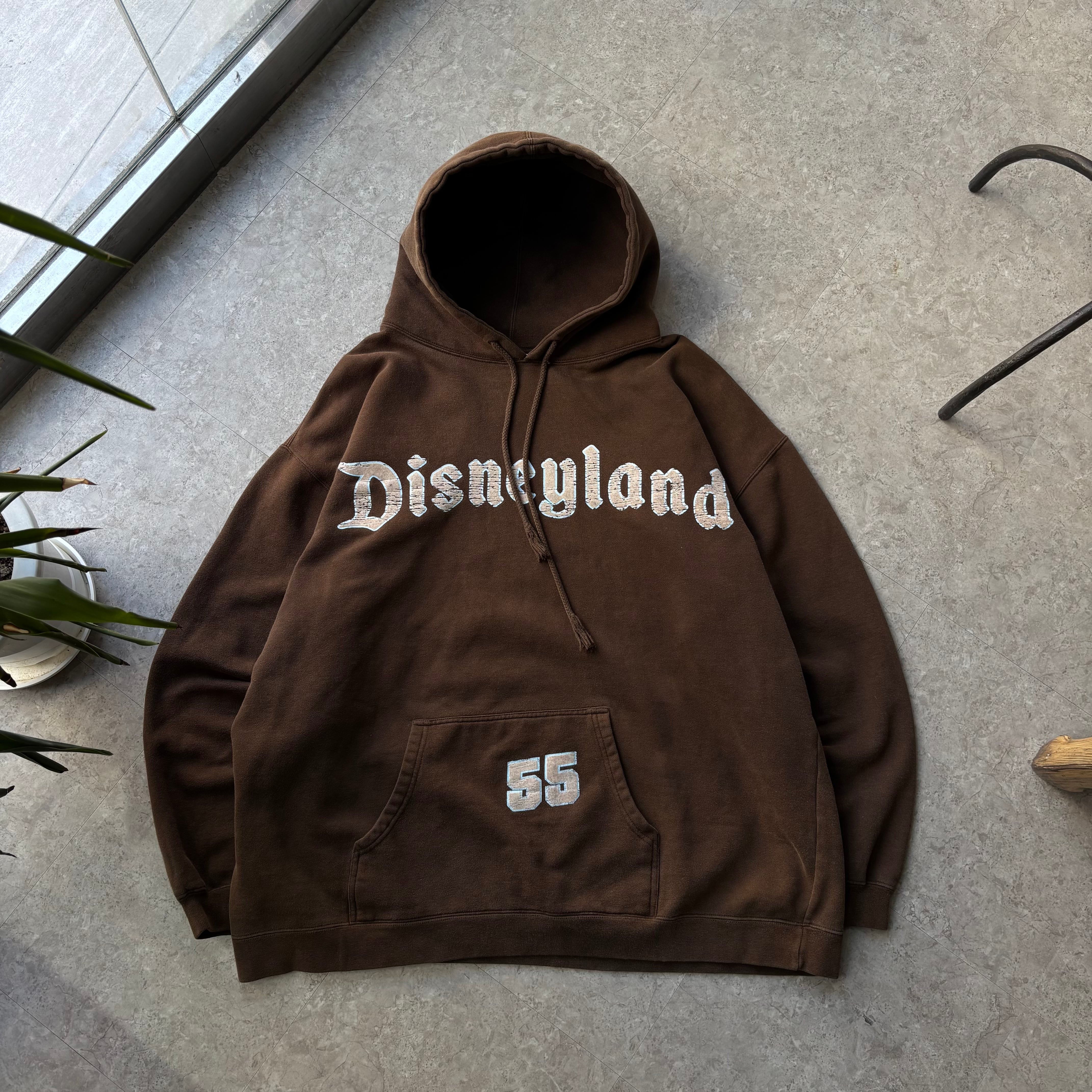 ~00s Disney "Old English Logo" pullover hoodie【仙台店】