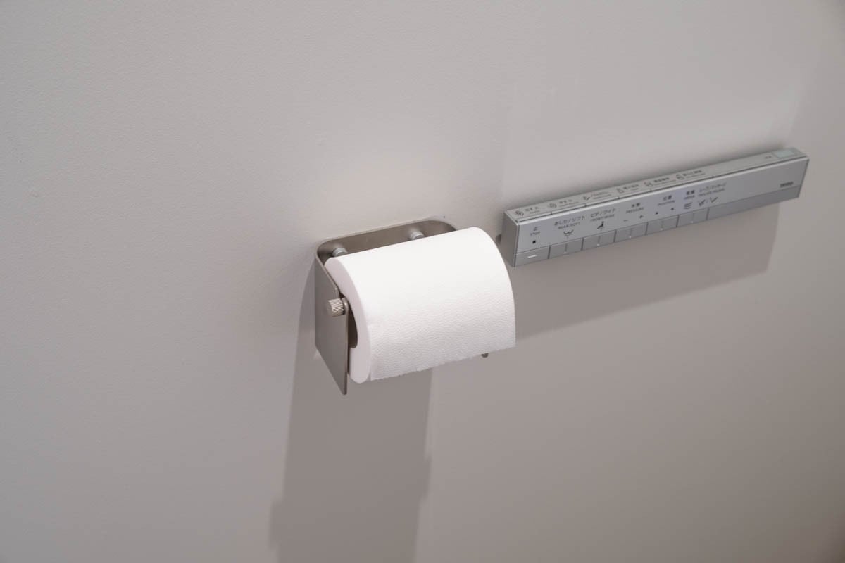 Arc Toilet Roll Holder（スチール） | KUHONJI GENERAL STORE ( 9GS )
