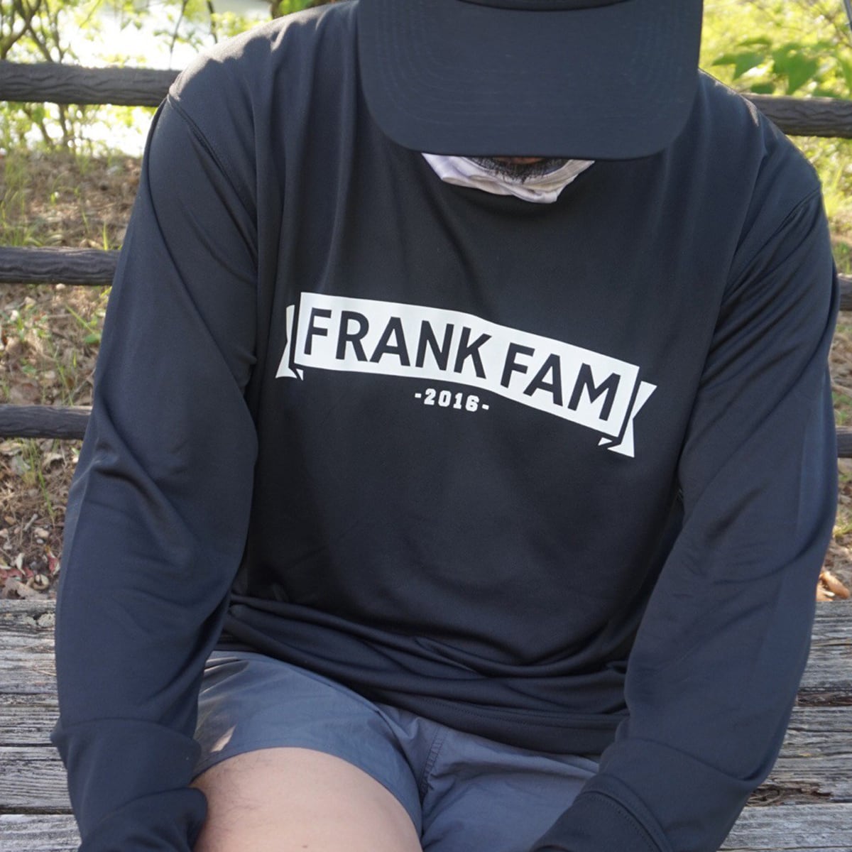 受注生産】EMBLEM DRY LS TSHIRTS｜blk | FRANK FAM