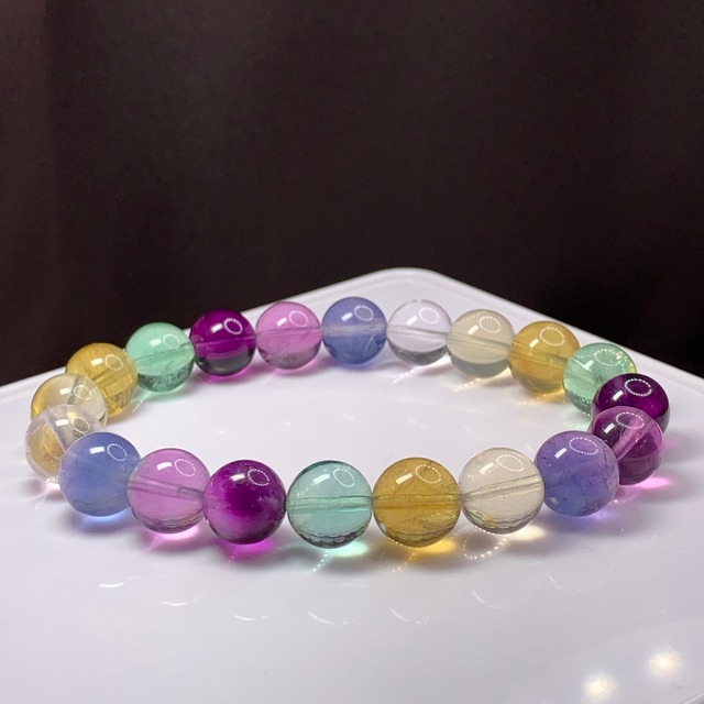 A17.色合いが綺麗なマルチカラーフローライトブレスレット
