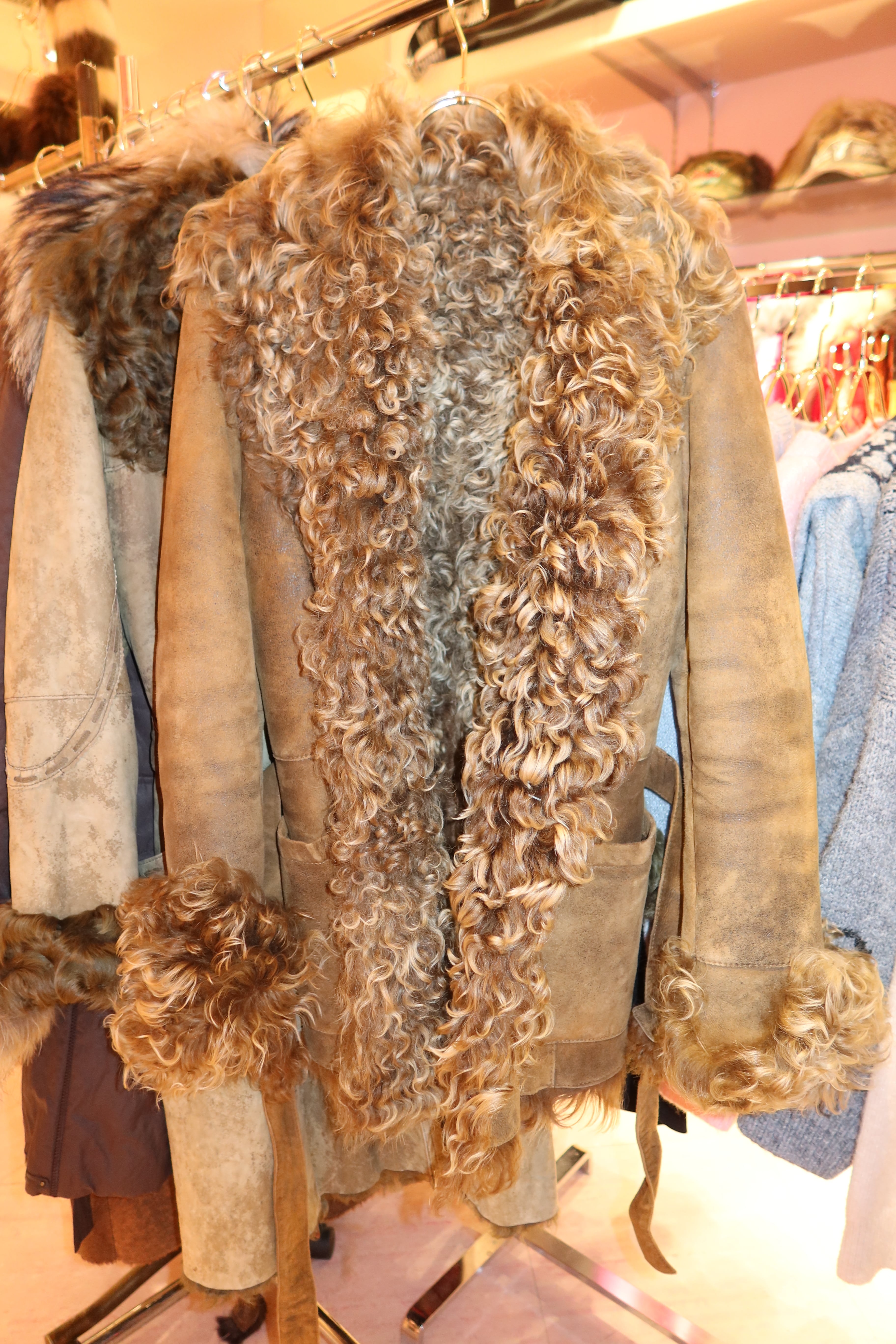 ヴィンテージ ファーコート jantiques hooked toro リアル ラムファー